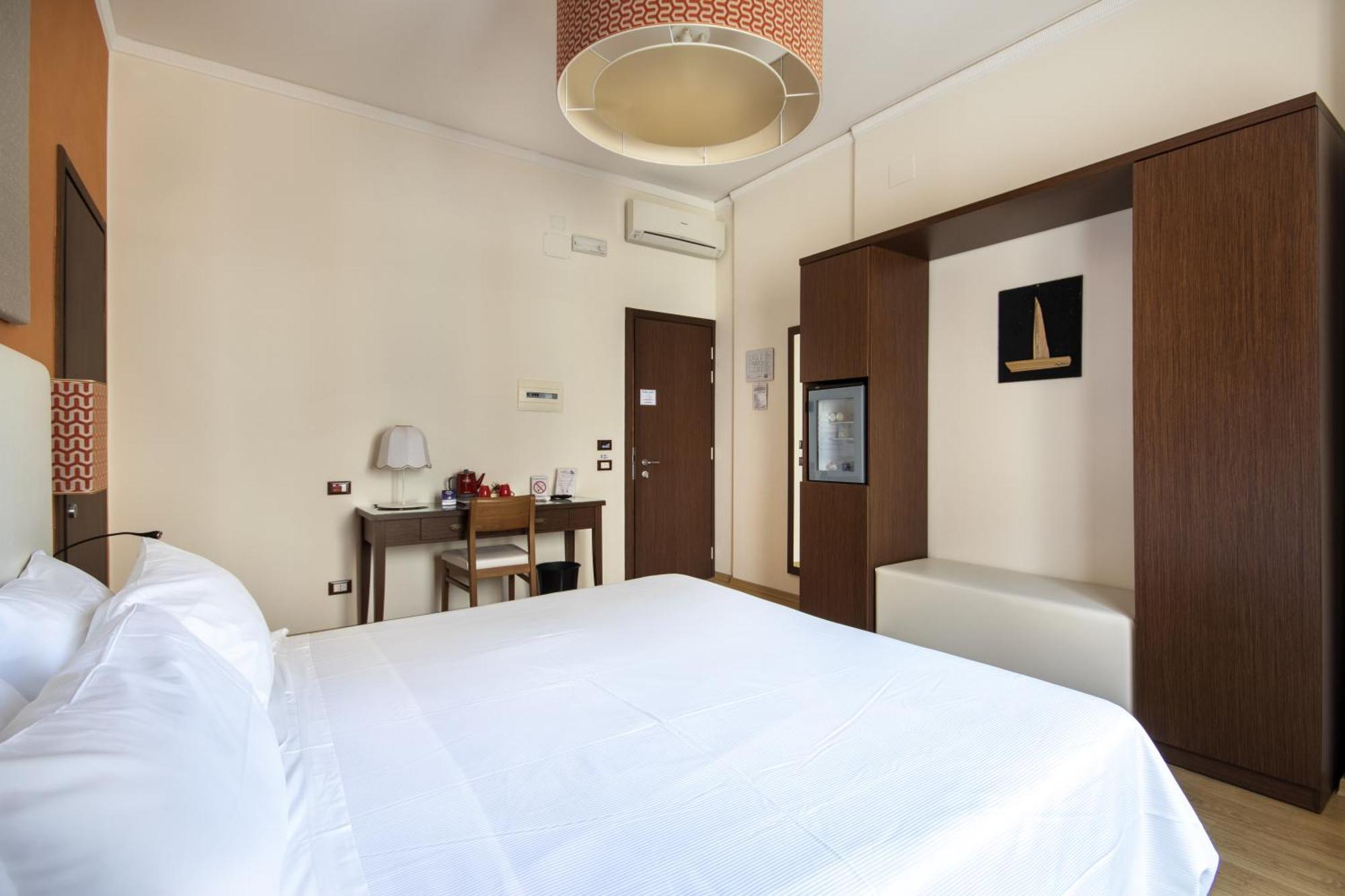 Residenza Wagner Bed & Breakfast ปาแลร์โม ภายนอก รูปภาพ